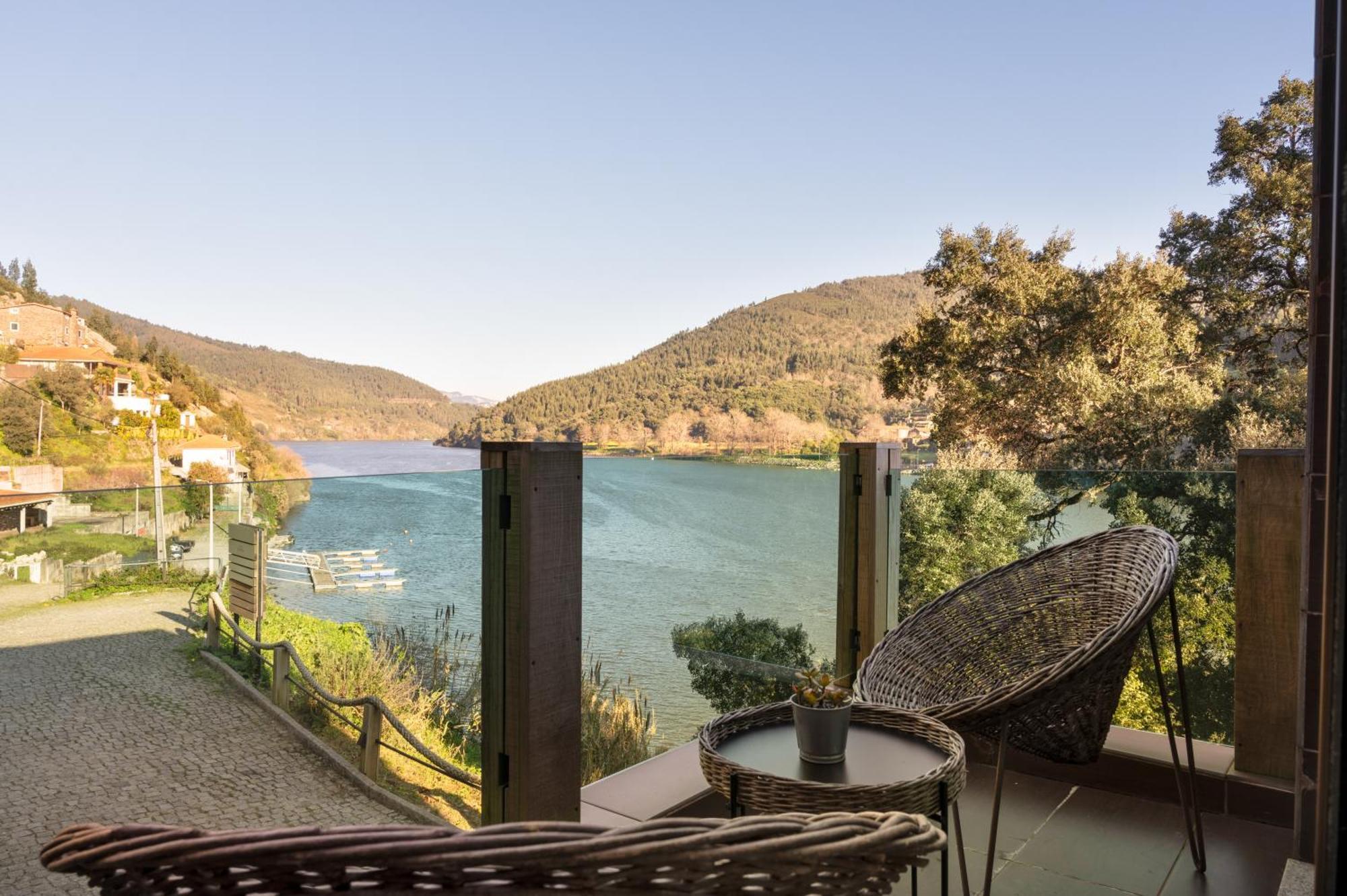 Dourwin - Riverside Suites - Adults Only Penafiel Pokoj fotografie